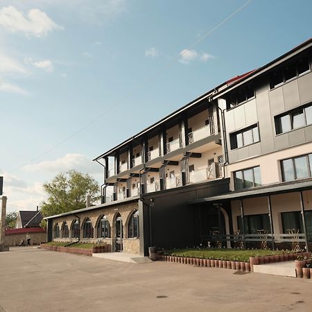 Hanul Ursilor Targu Neamt Exterior foto