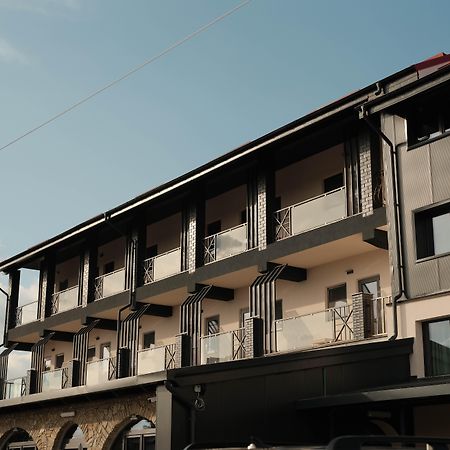 Hanul Ursilor Targu Neamt Exterior foto